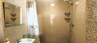 Гостиница Антре Геленджик Четырехместный номер с балконом-14